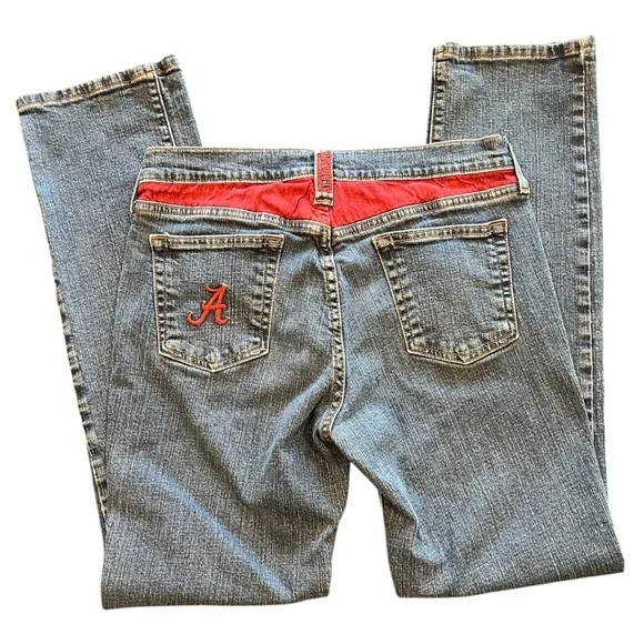 Women's Straight Leg Denim Jeans - Picture 3 of 11